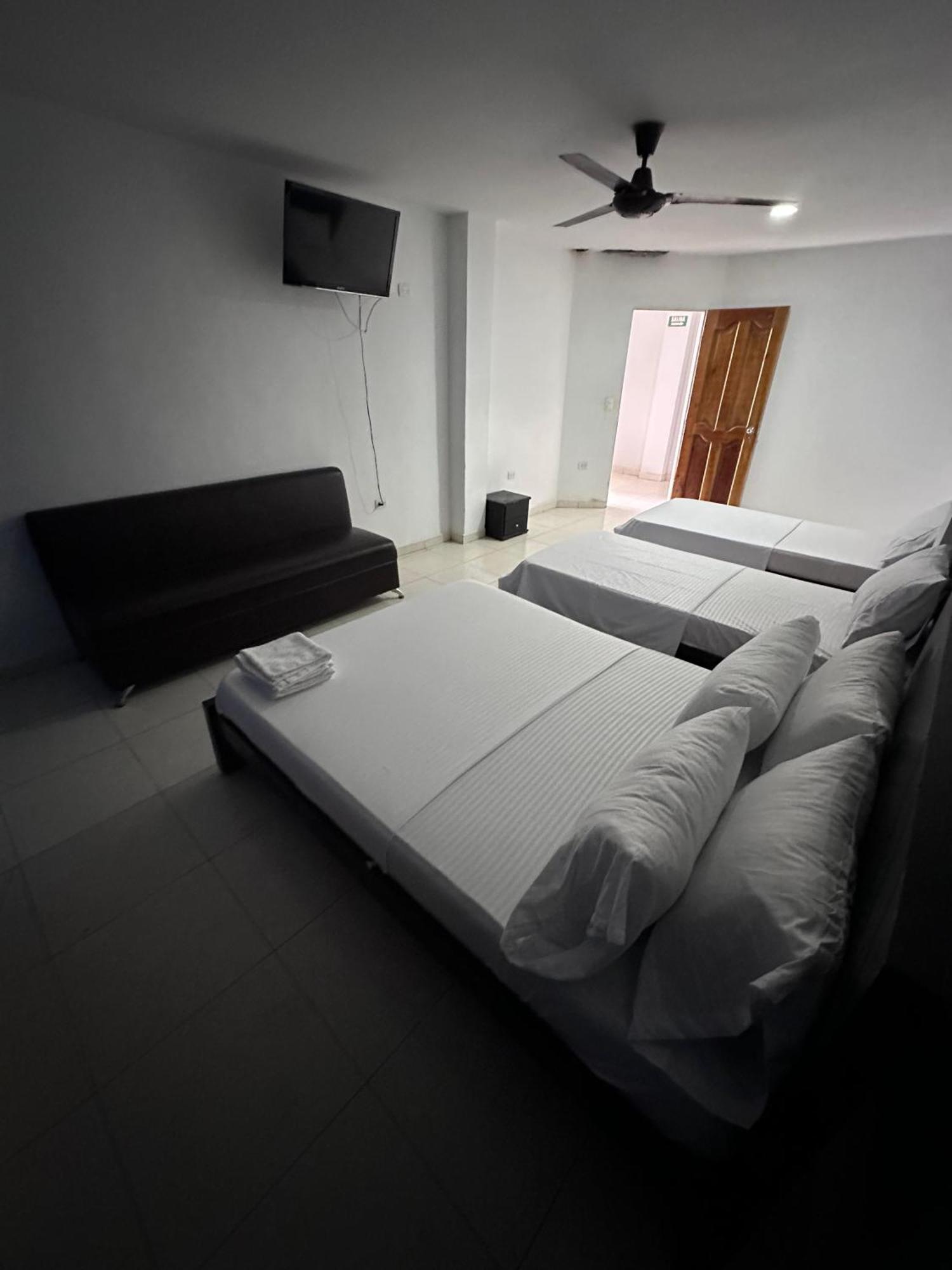 Hotel Emily Suites - Santa Marta (Magdalena) — Photos 3